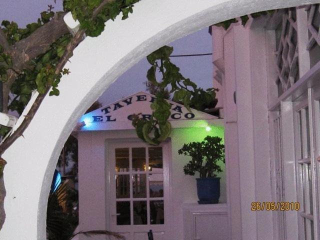 Villa Gambas Beach Studios Καμάρι Εξωτερικό φωτογραφία