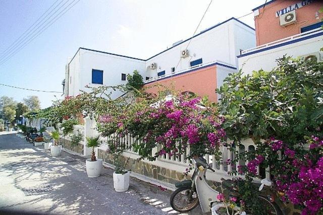 Villa Gambas Beach Studios Καμάρι Εξωτερικό φωτογραφία